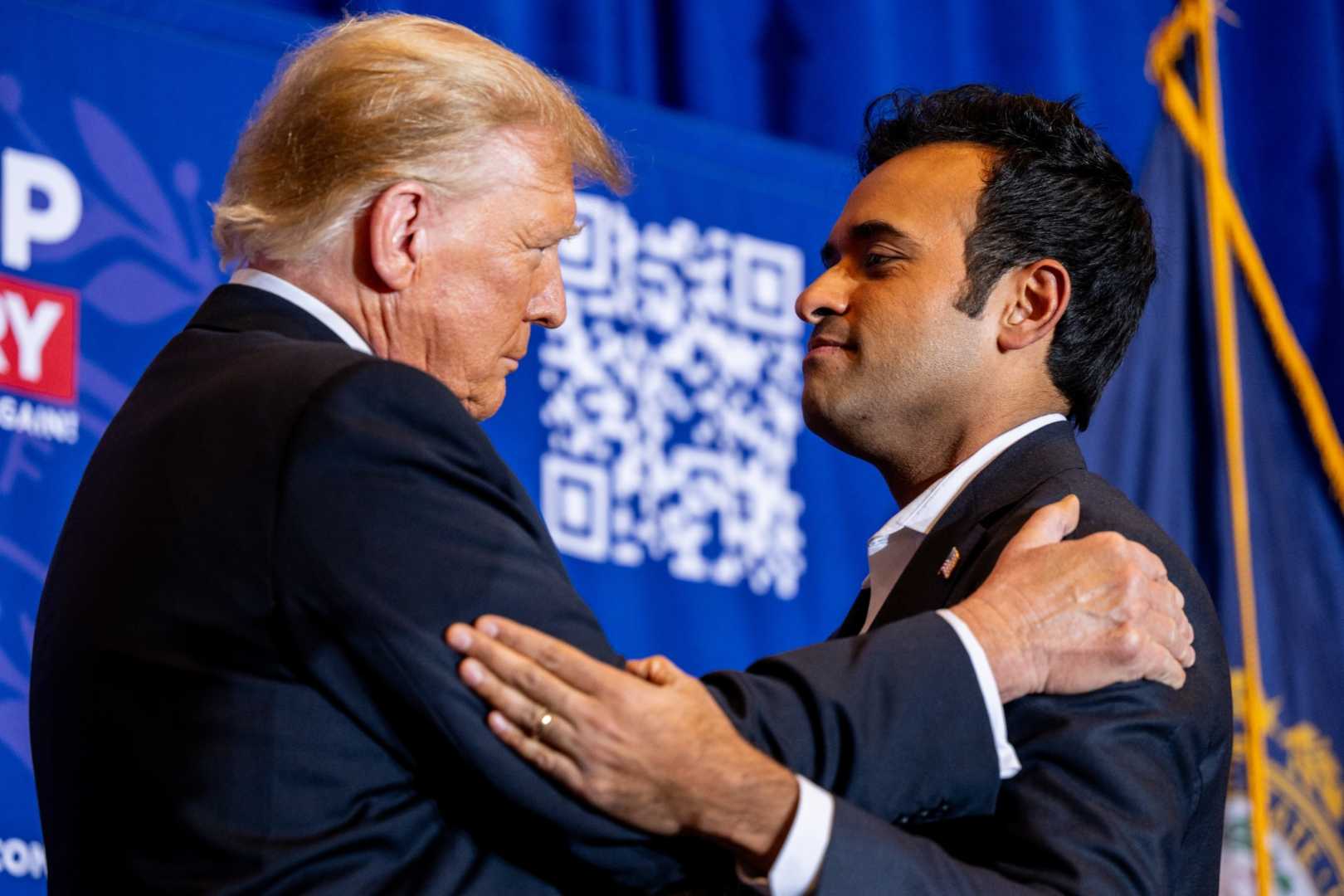 Vivek Ramaswamy And Donald Trump Meeting