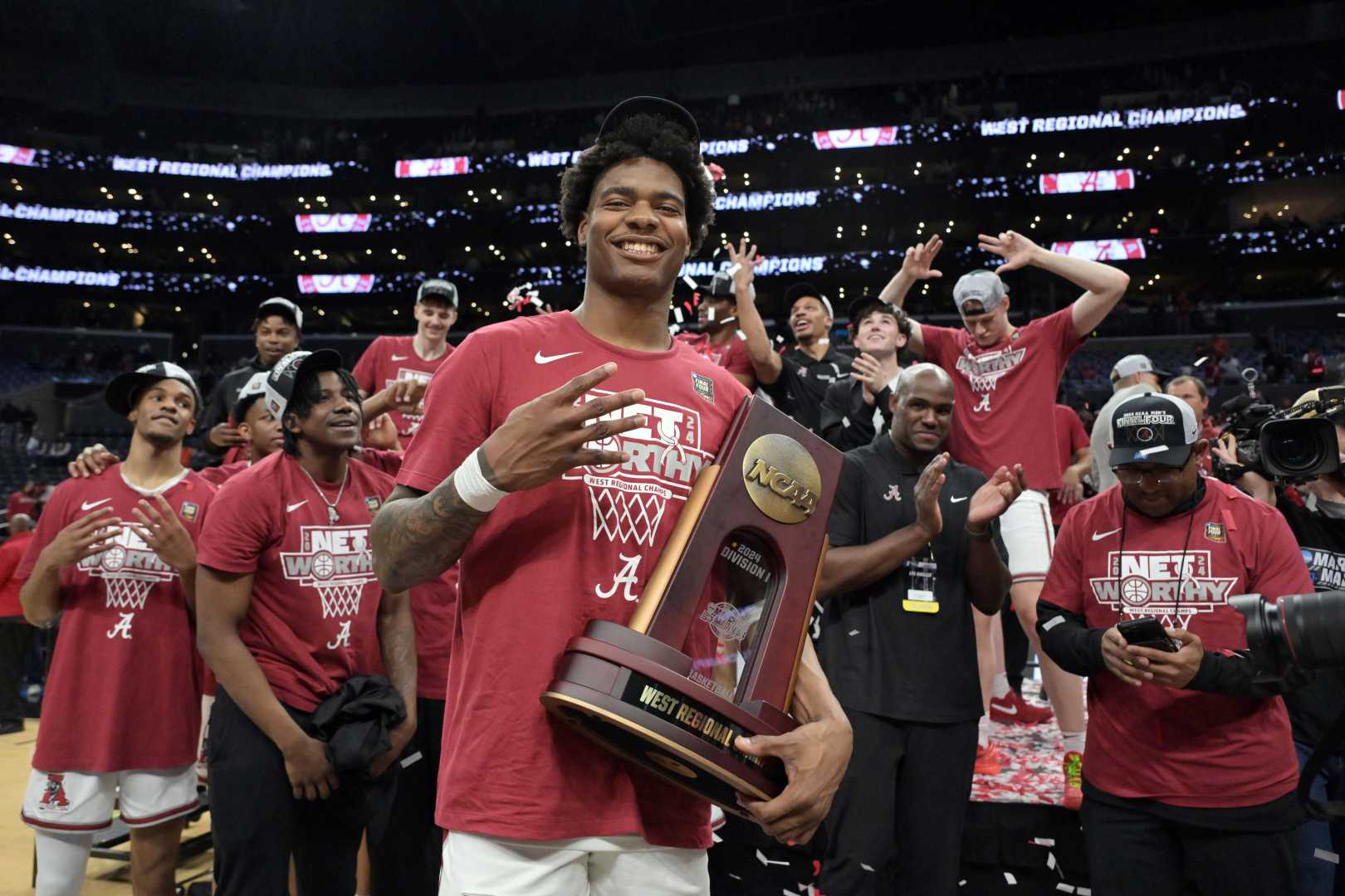 Alabama College Basketball Team Celebrating