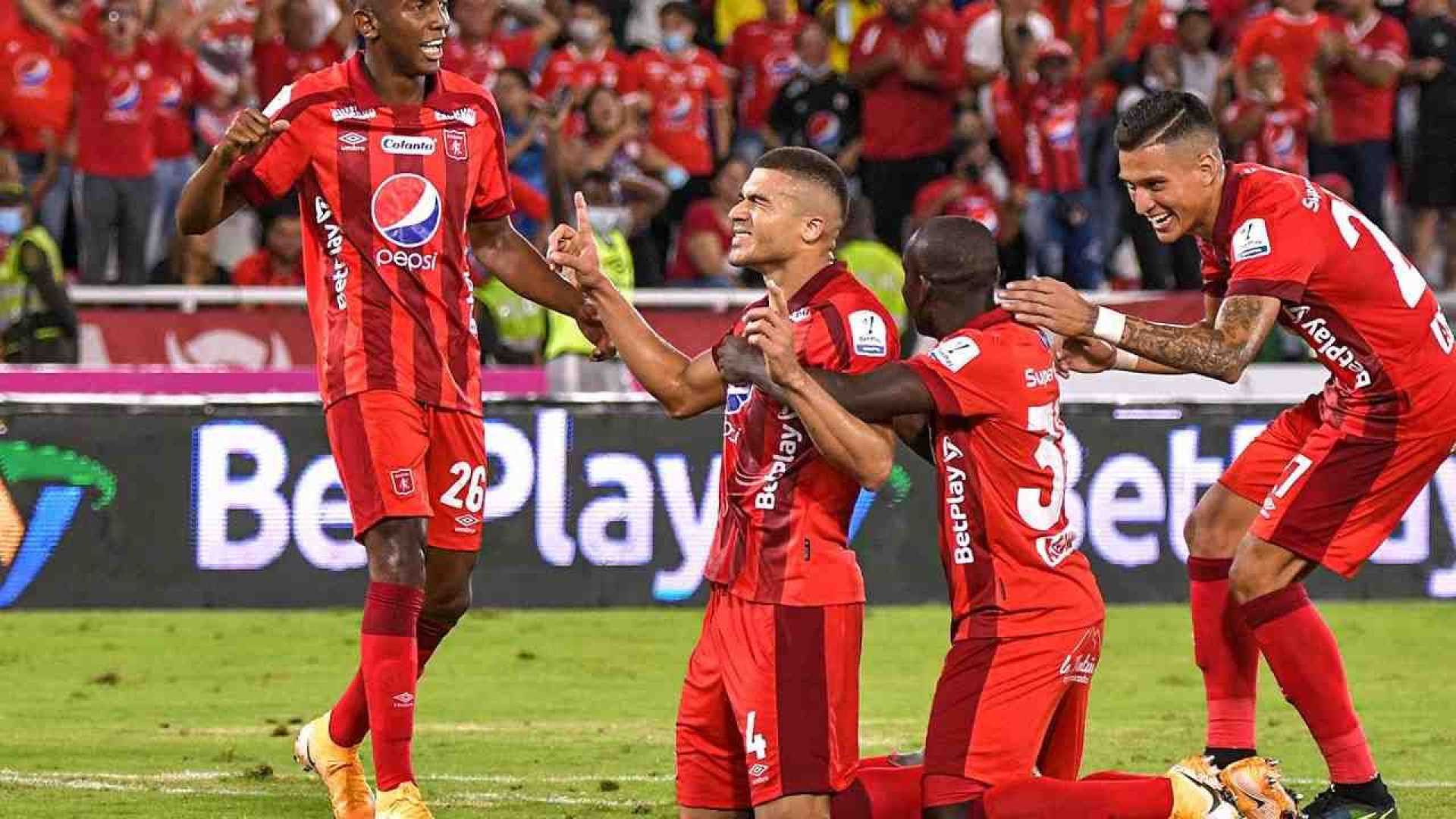 América De Cali Vs Bucaramanga 2025 Soccer Match