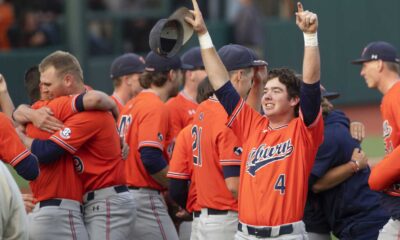 Auburn Tigers Baseball Team Celebrating A Victory