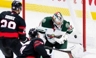 Canadian Hockey Fans Booing Us Anthem