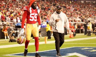 De'vondre Campbell Walking Off Field