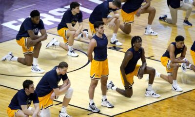 Drexel Basketball Team In Action