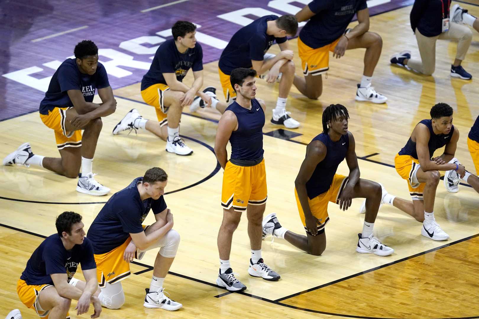 Drexel Basketball Team In Action