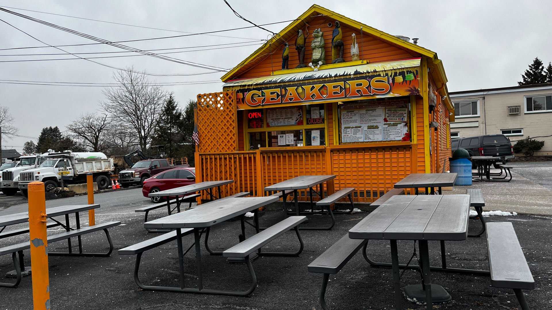 Geakers Tacos Food Truck Restaurant