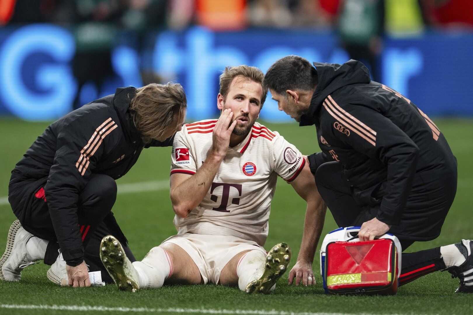 Harry Kane Bayern Munich Training Injury