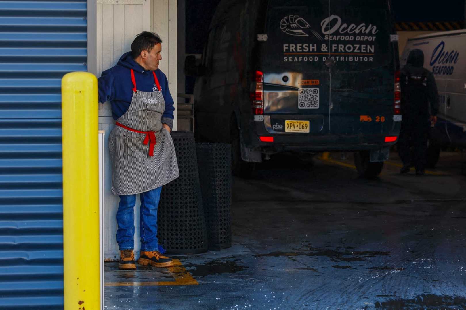 Ice Agents At Seafood Wholesaler Newark