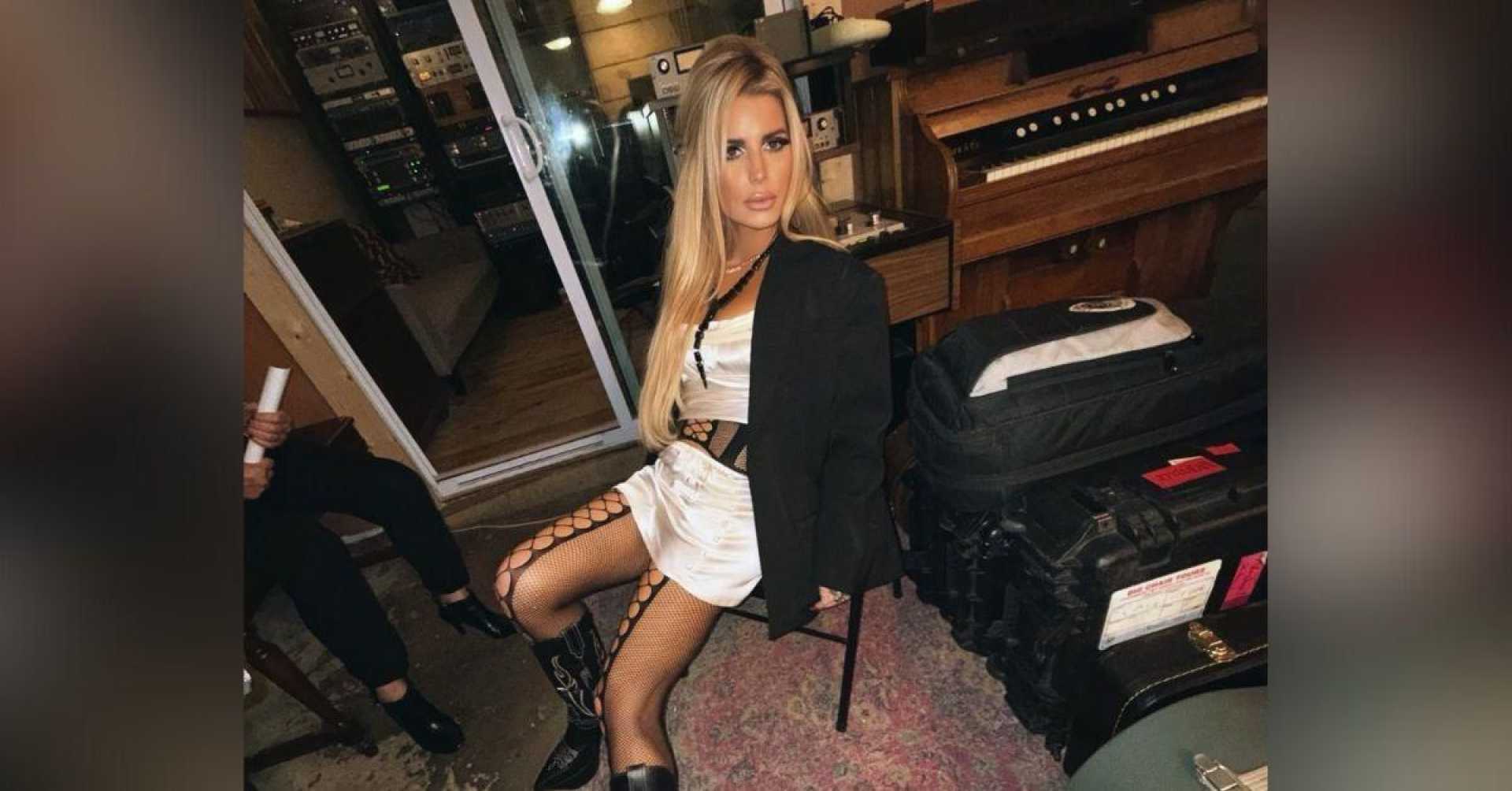 Jessica Simpson Recording In Nashville