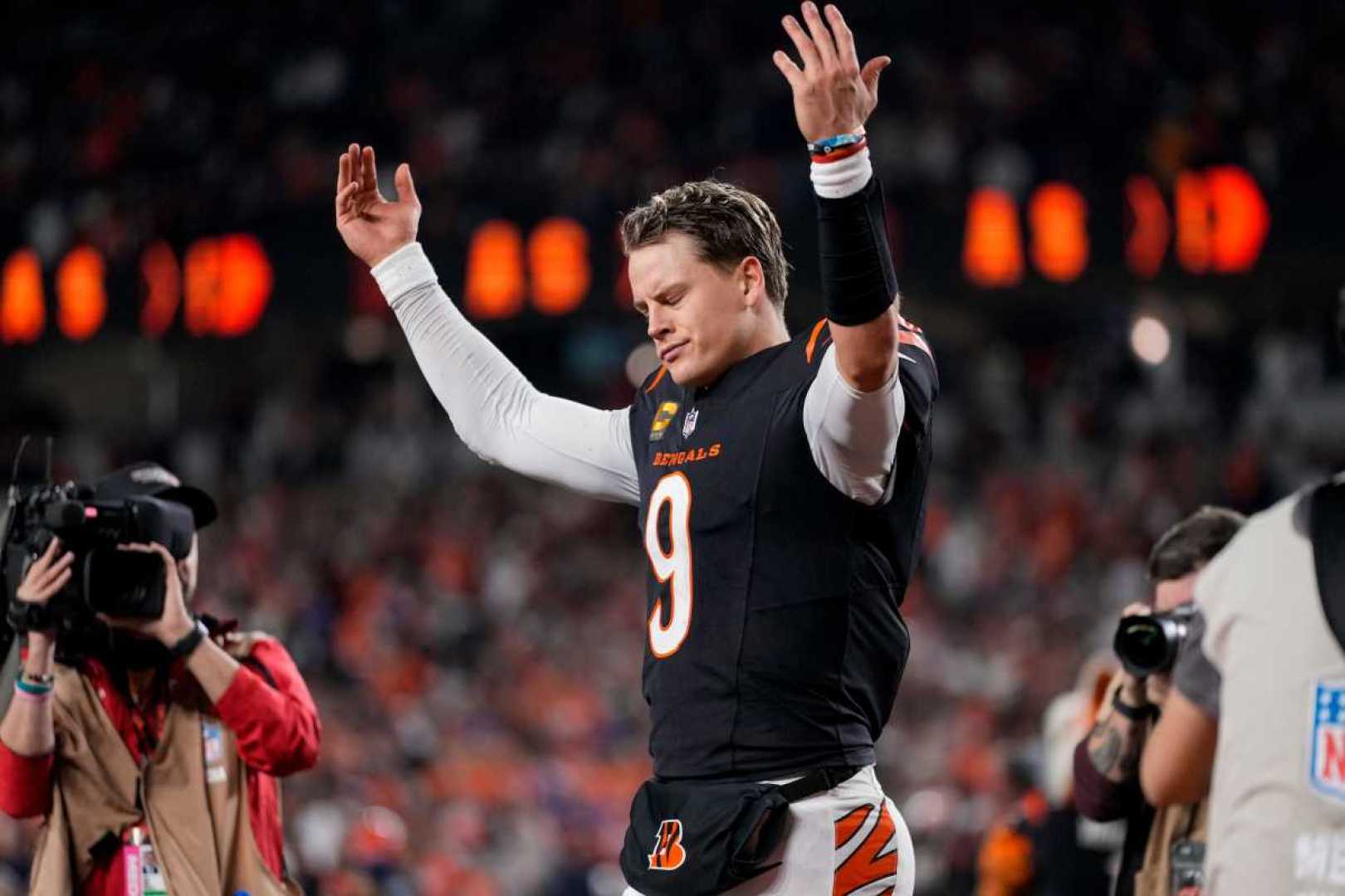 Joe Burrow Cincinnati Bengals Quarterback Celebrating Victory