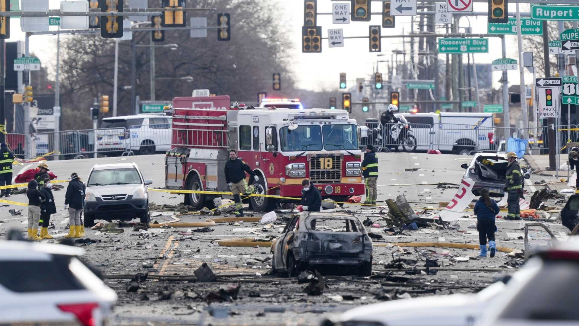 Learjet 55 Crash Philadelphia Roosevelt Mall