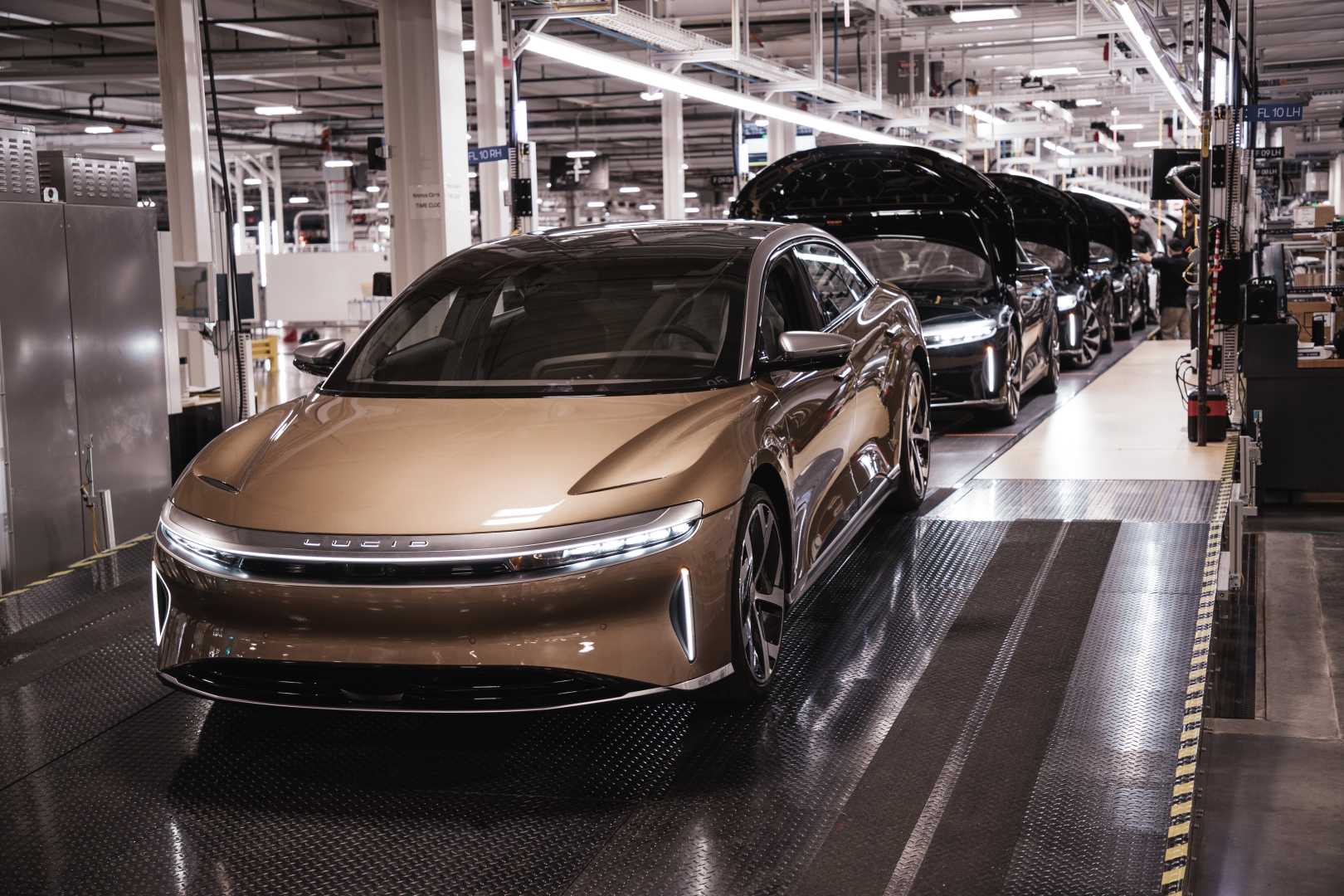 Lucid Group Electric Vehicles Inventory Production