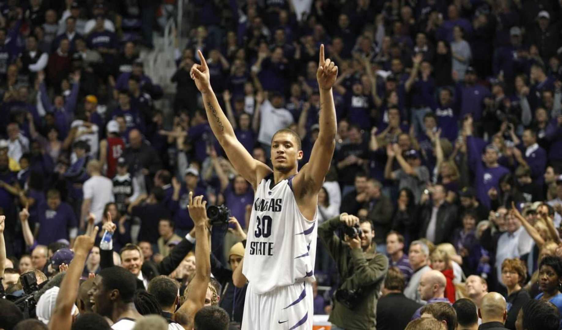 Michael Beasley Kansas State Wildcats Celebration