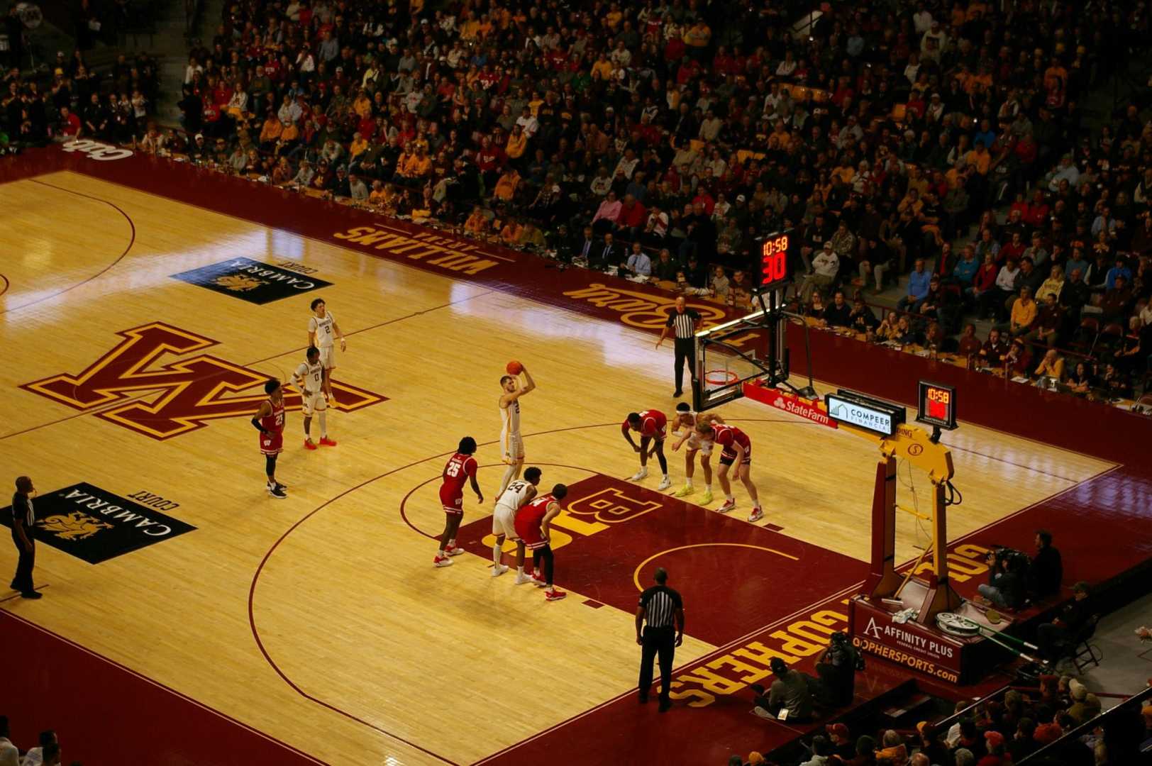 Minnesota Gophers Basketball Game