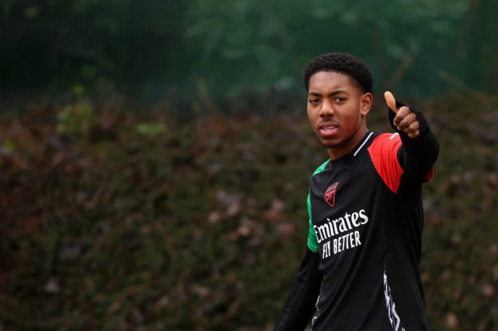 Myles Lewis Skelly Arsenal Training Session