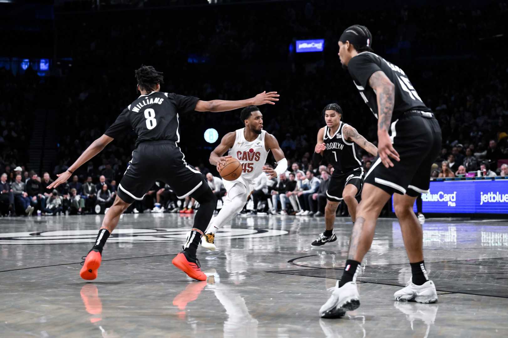 Nets Hayes Debut Basketball