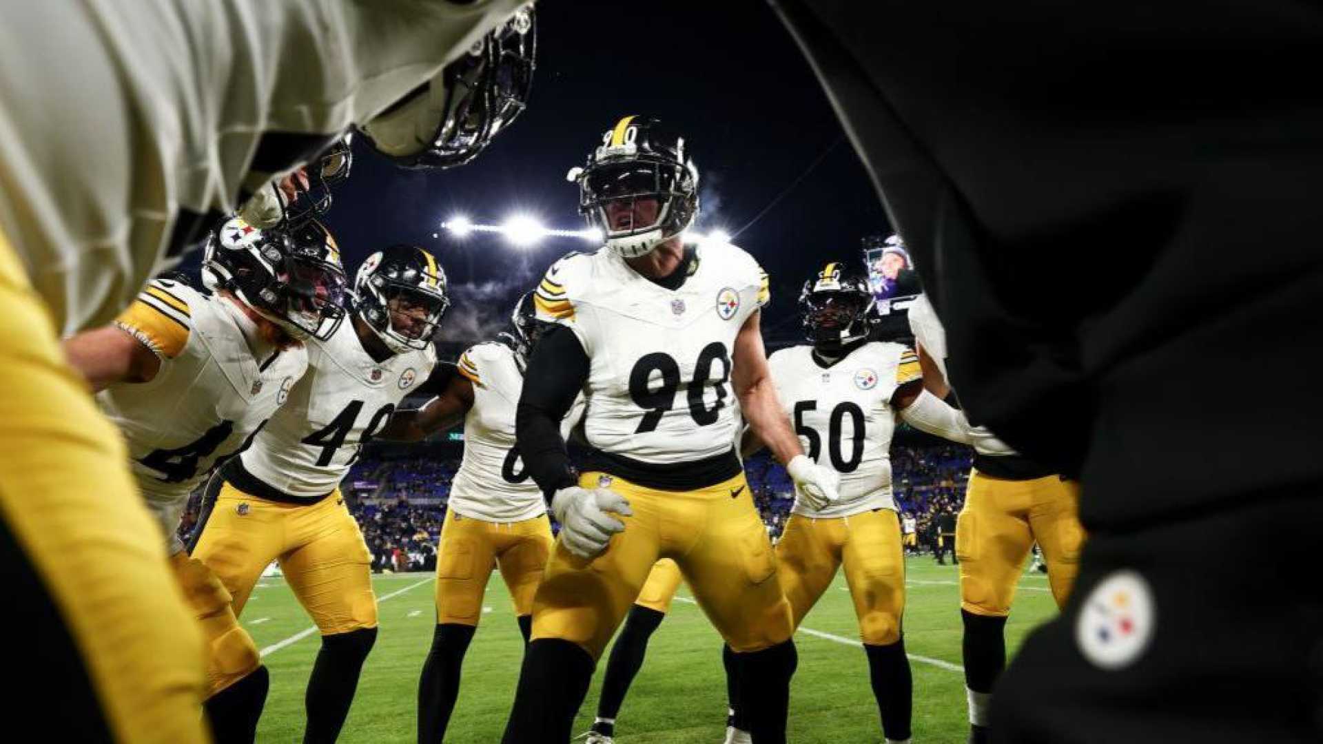 Pittsburgh Steelers Playing Football At Croke Park