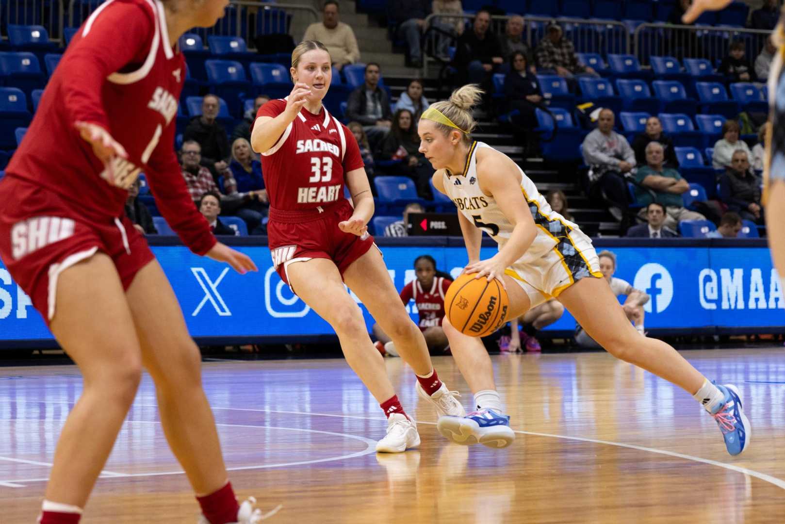 Quinnipiac Women's Basketball Victory Sacred Heart