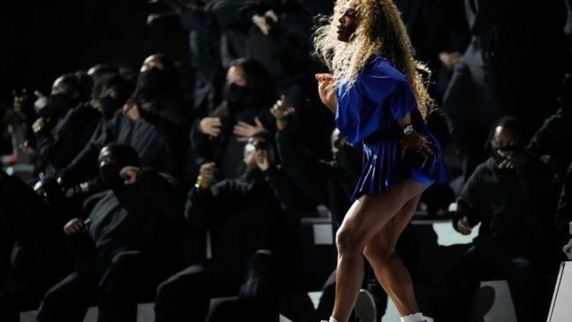 Serena Williams Dancing Super Bowl Kendrick Lamar