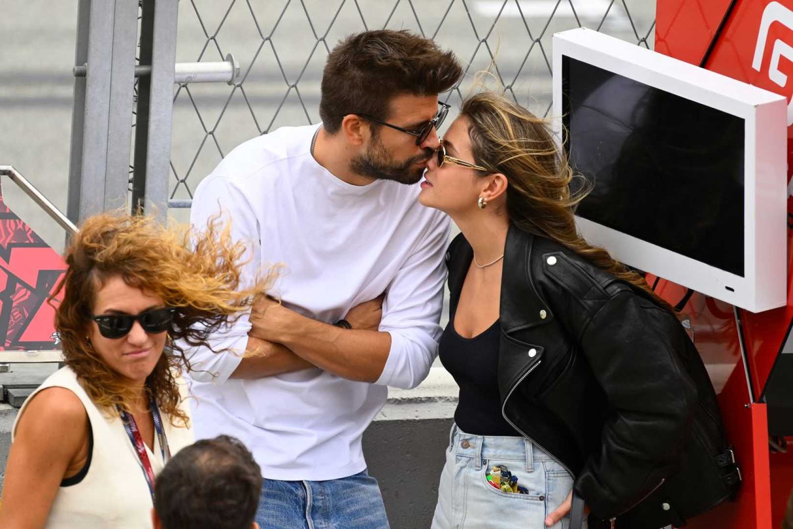 Shakira Gerard Pique Clara Chia Miami Paparazzi Photos