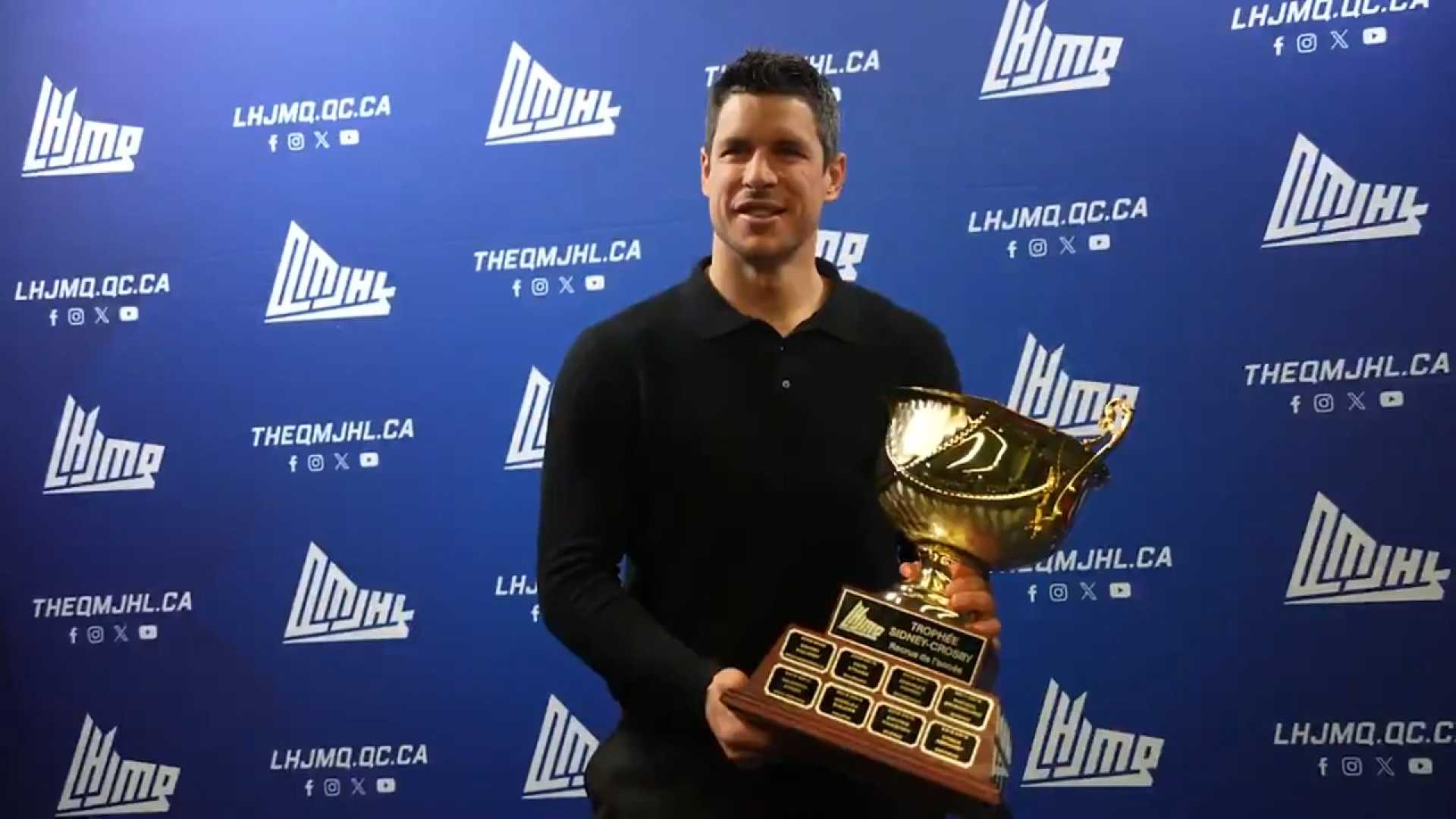 Sidney Crosby Trophy Ceremony