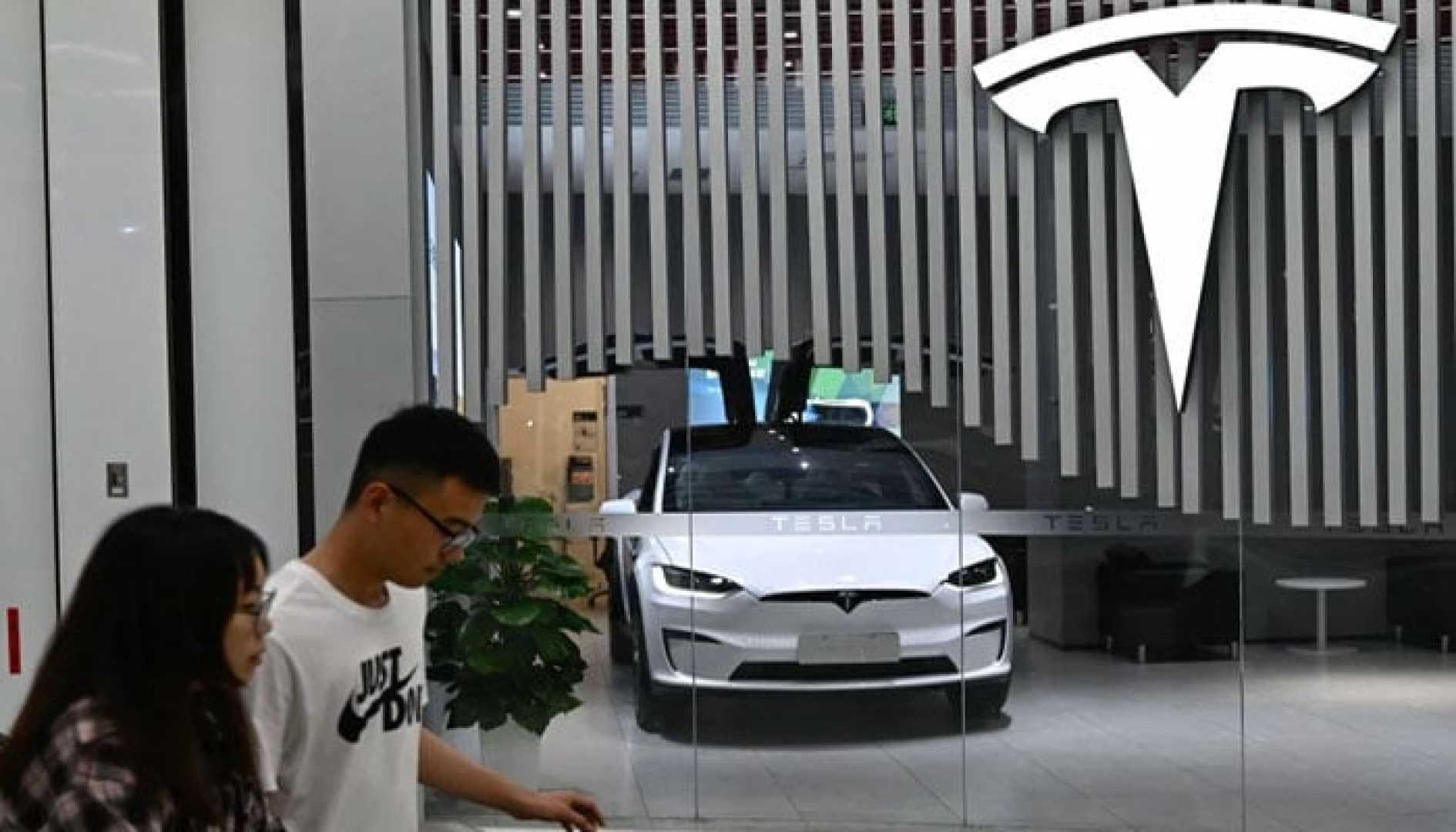 Tesla Autopilot Software Update China