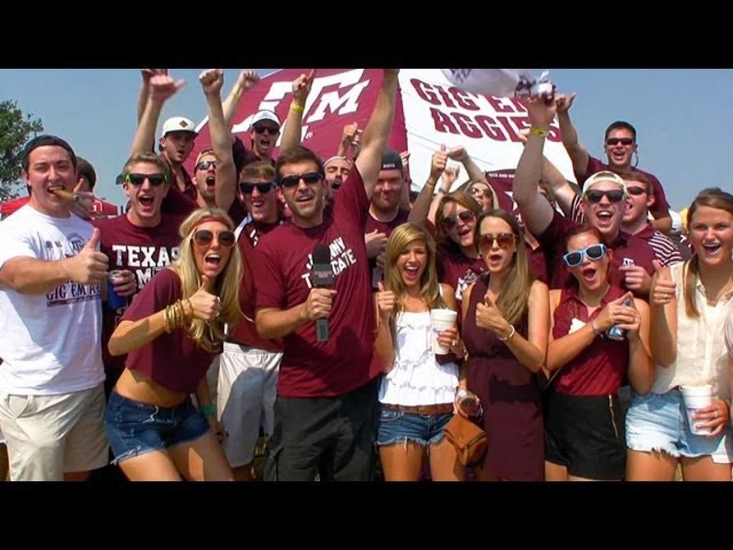 Texas A&m Baseball Fans Tailgating Opening Day