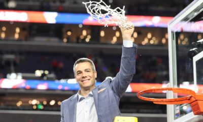 Tony Bennett Virginia Basketball Ceremony John Paul Jones Arena