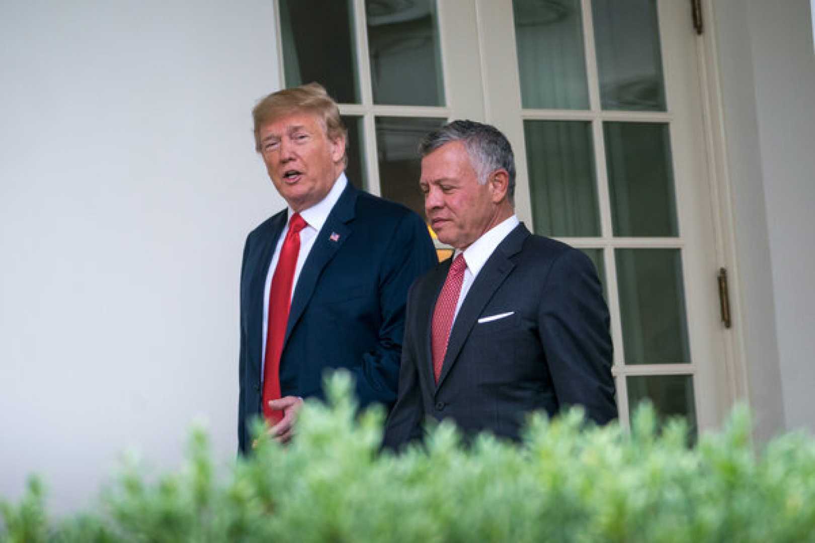 Trump Meets King Abdullah Ii At White House