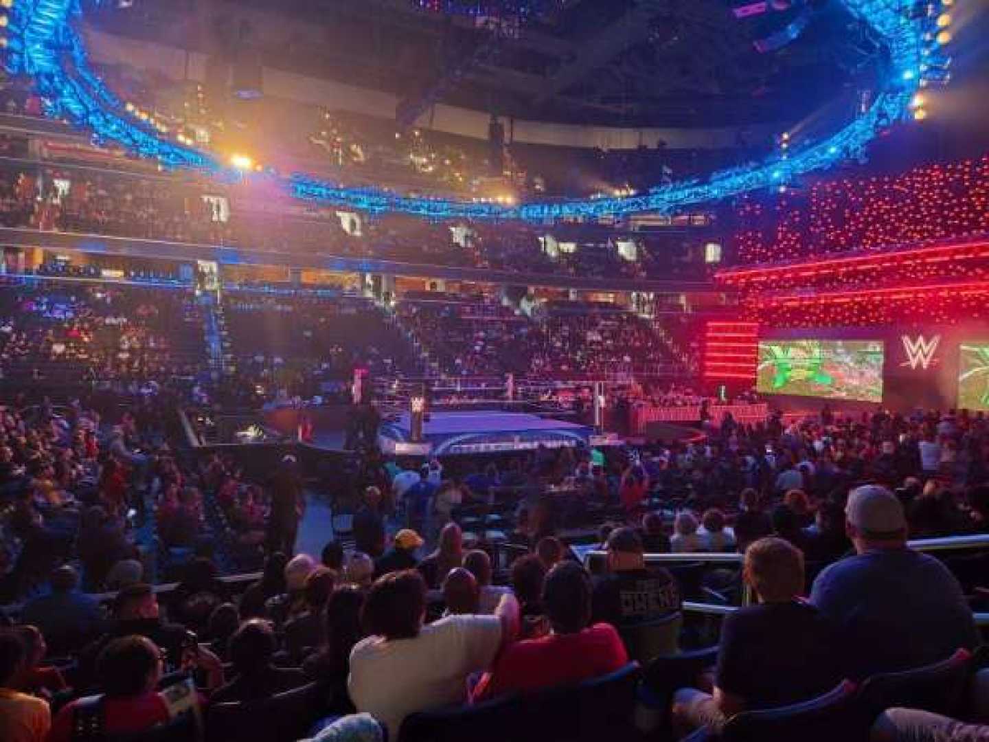 Wwe Smackdown Action Capital One Arena