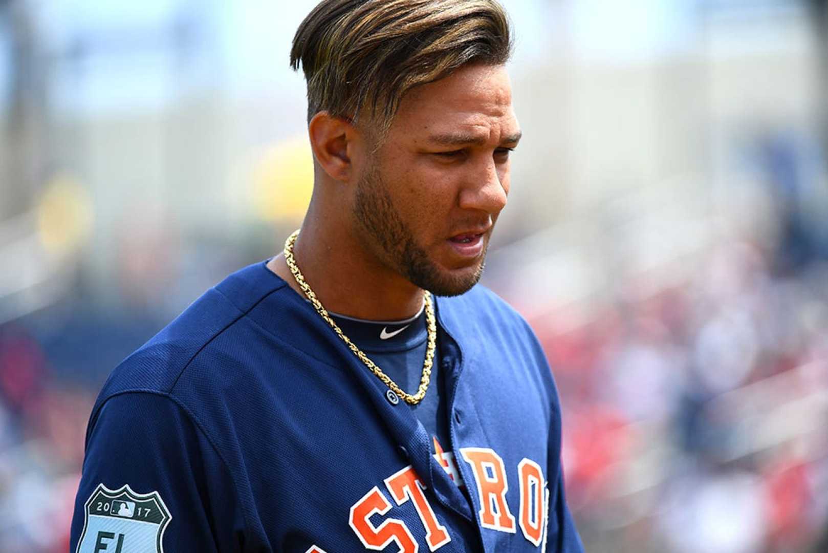 Yuli Gurriel Padres Spring Training