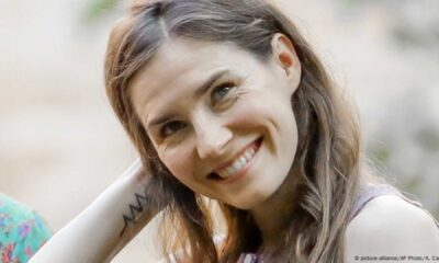 Amanda Knox Portrait Smiling