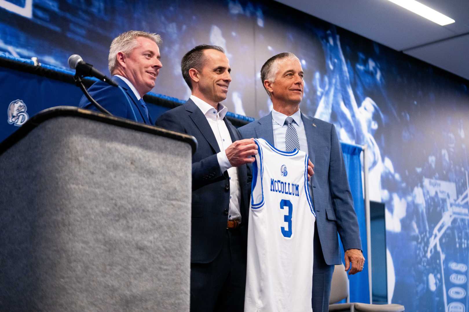 Ben Mccollum Coaching Drake Bulldogs