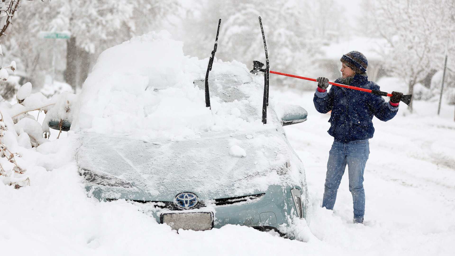 Blizzard Conditions Midwest Winter Storm