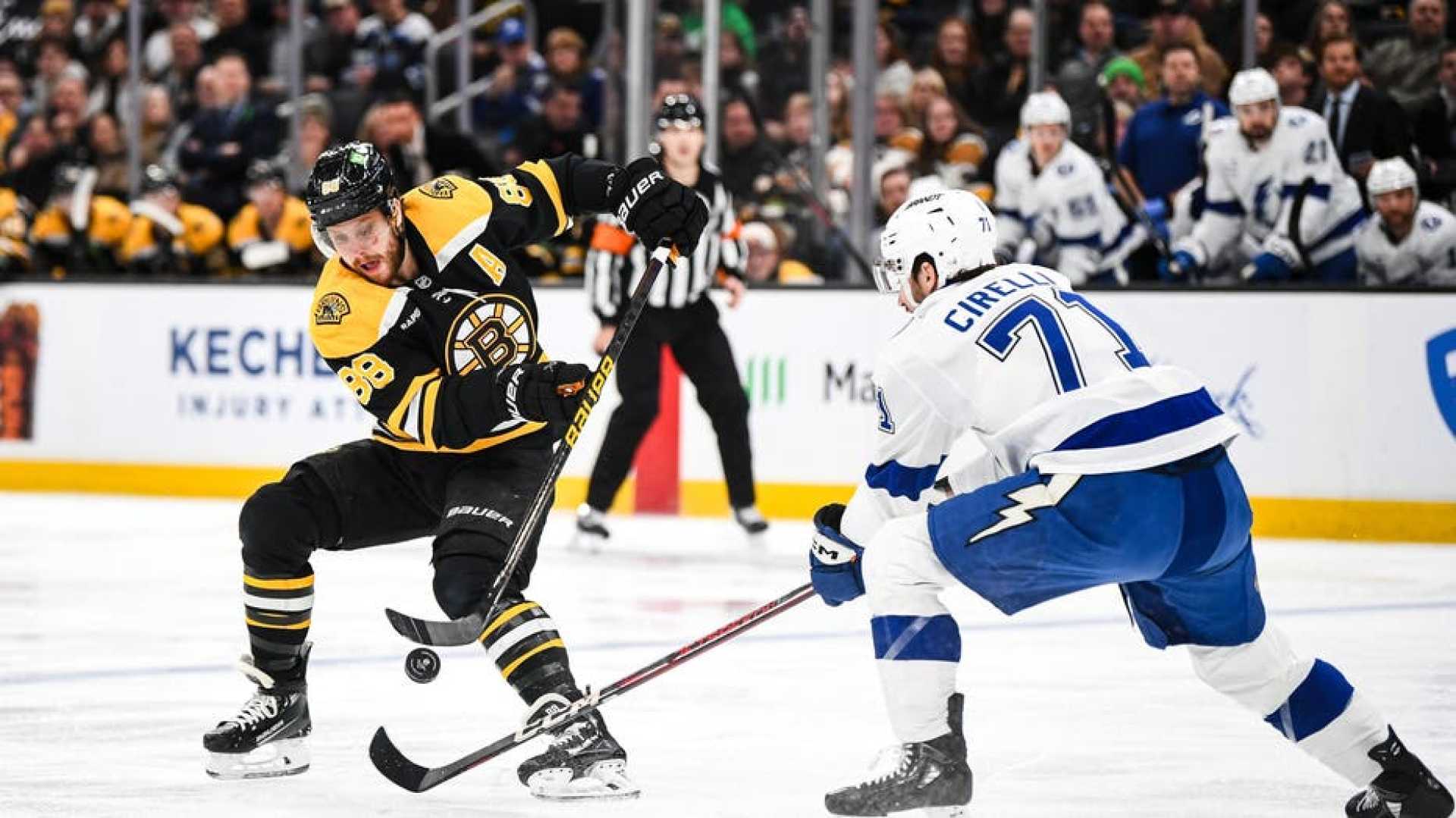 Boston Bruins Vs Tampa Bay Lightning Hockey Game