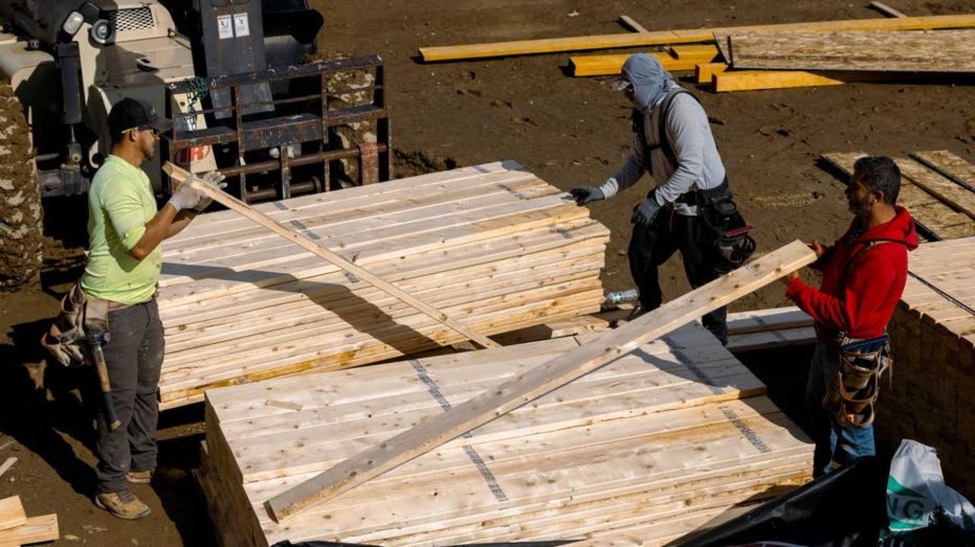 Canadian Lumber Tariffs Impact Construction Industry