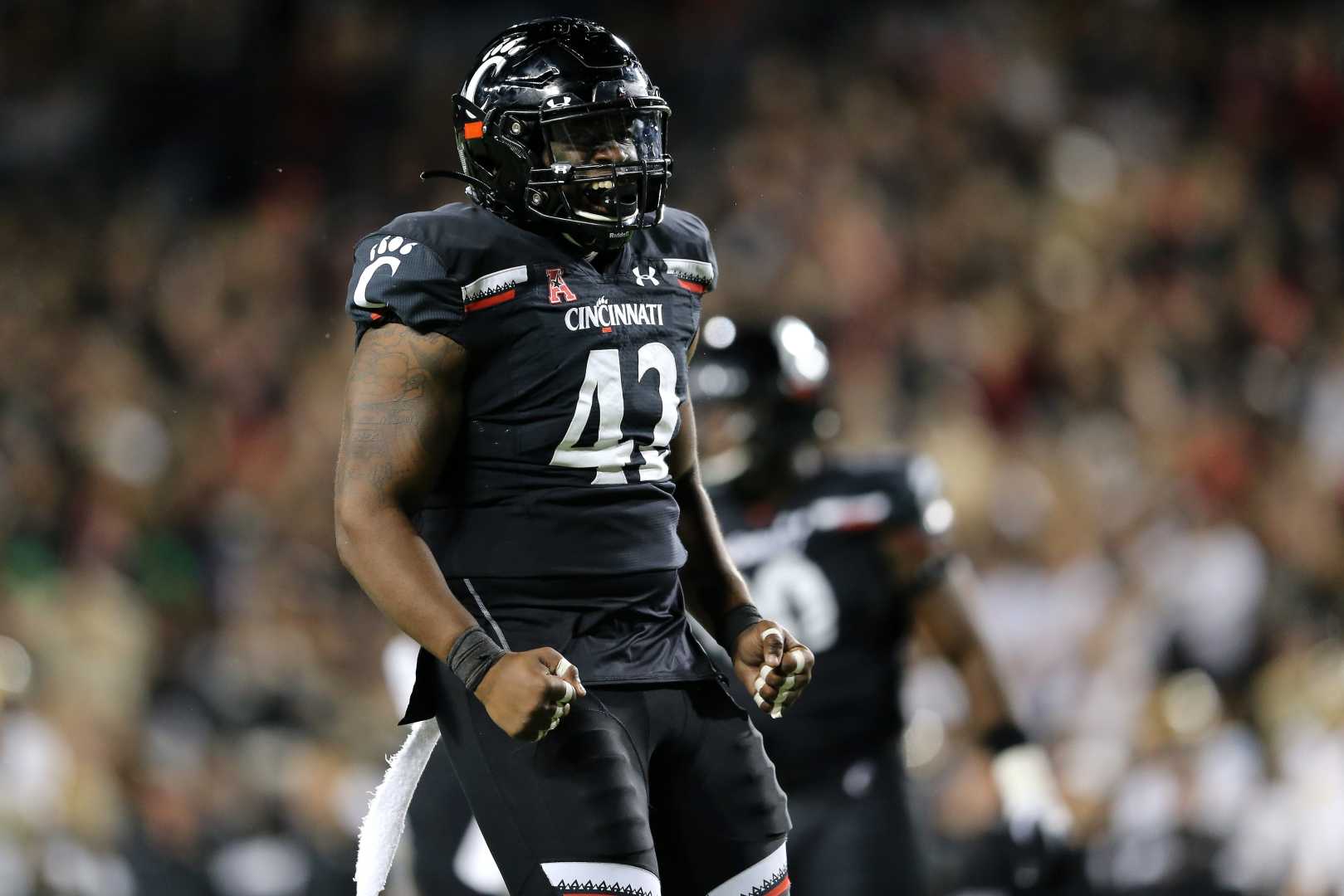 Cincinnati Bearcats Football Team Dominique Perry