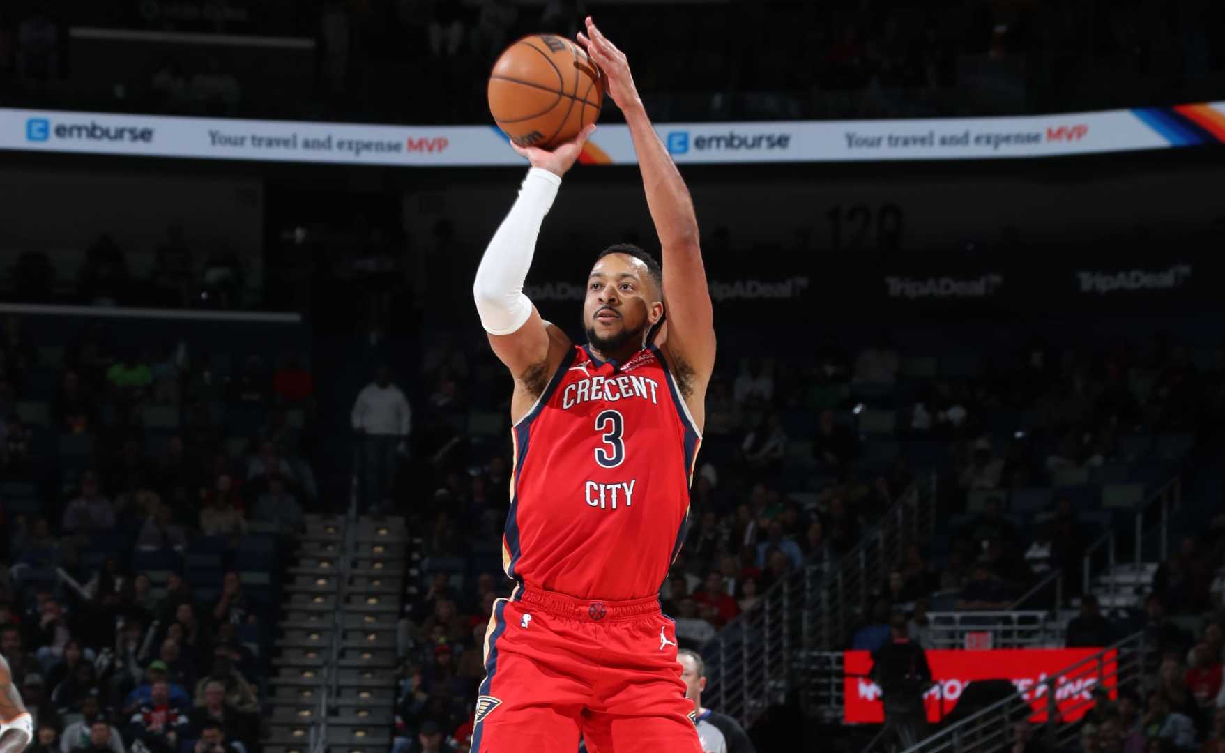 Cj Mccollum Basketball Shooting Three Pointer