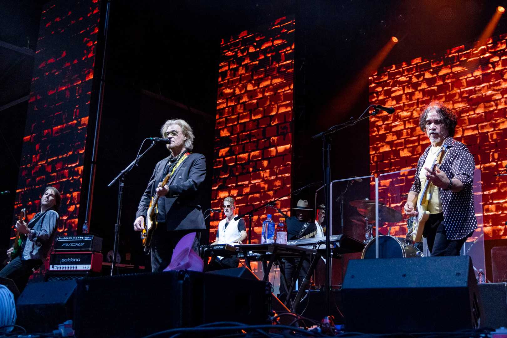 Daryl Hall John Oates Performance Duo