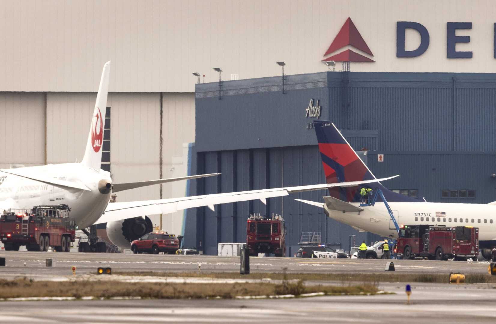 Delta Air Lines Planes Seattle Tacoma International Airport