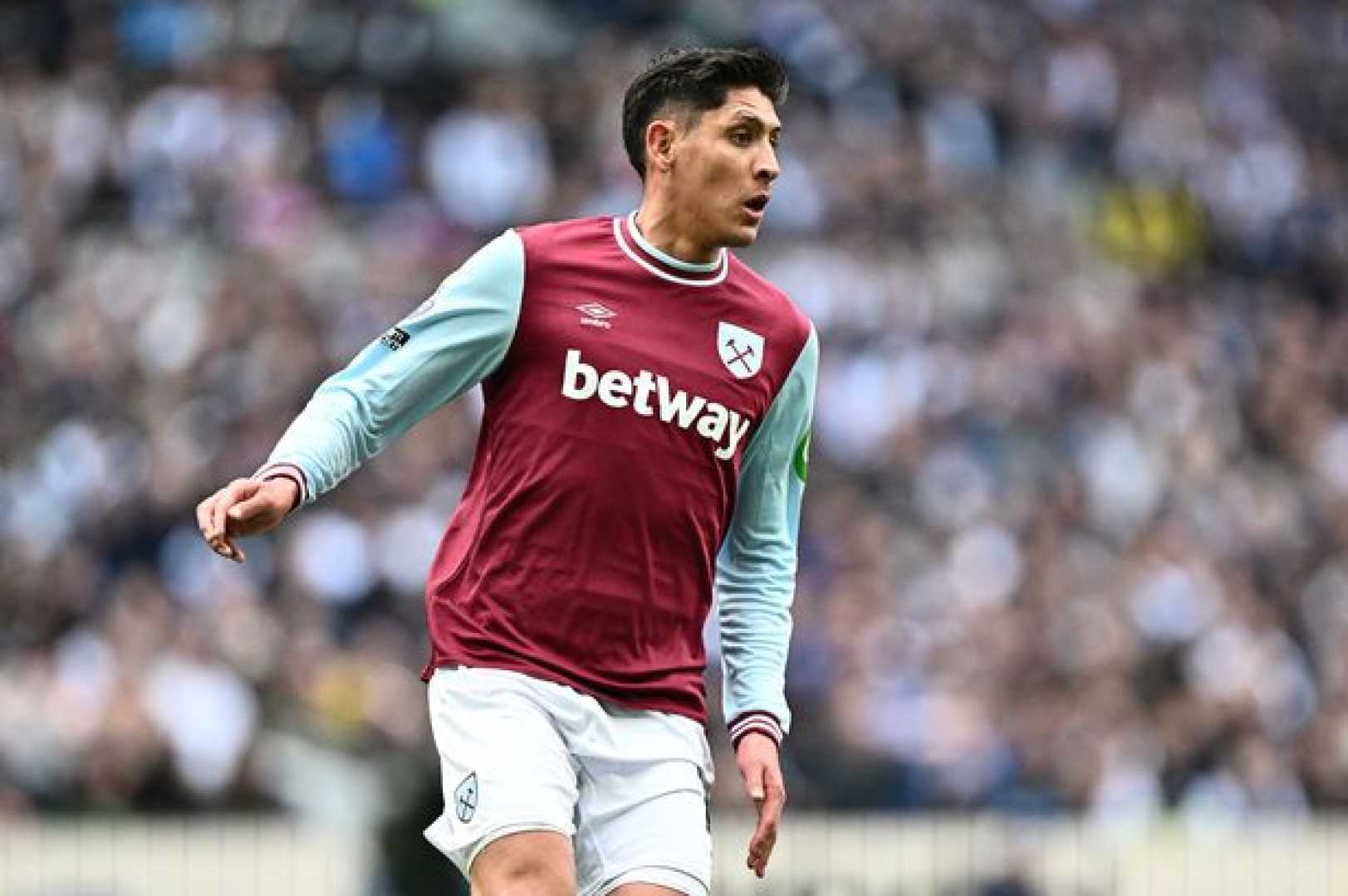 Edson Álvarez West Ham Chelsea Transfer News