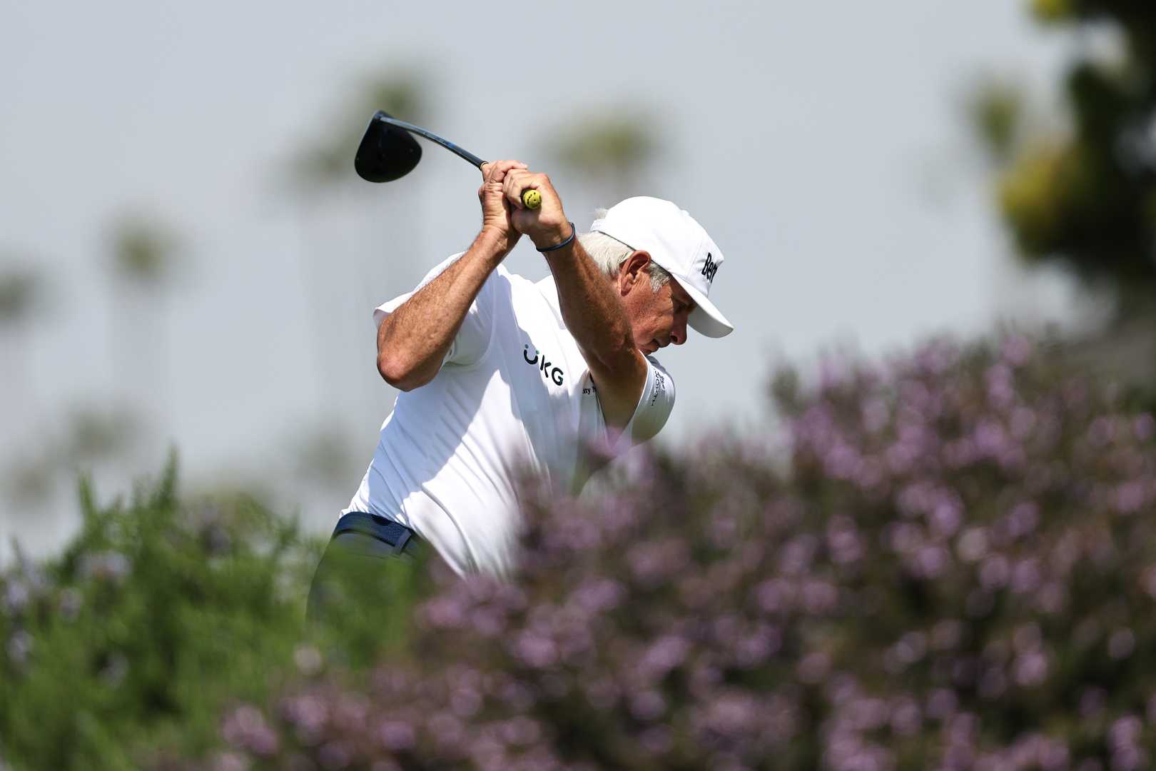 Fred Couples Golfing At Hoag Classic 2025