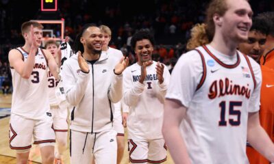 Illinois Ncaa Basketball Tournament Players Celebrating