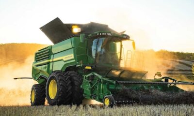 John Deere Combines New Headers Agricultural Machinery