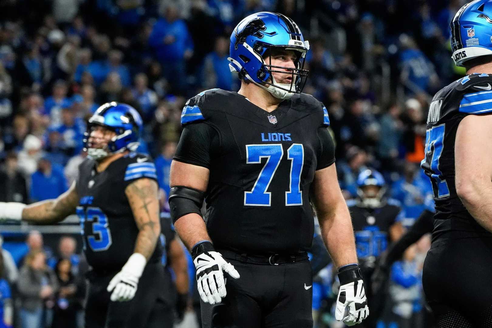 Kevin Zeitler Tennessee Titans Contract Signing