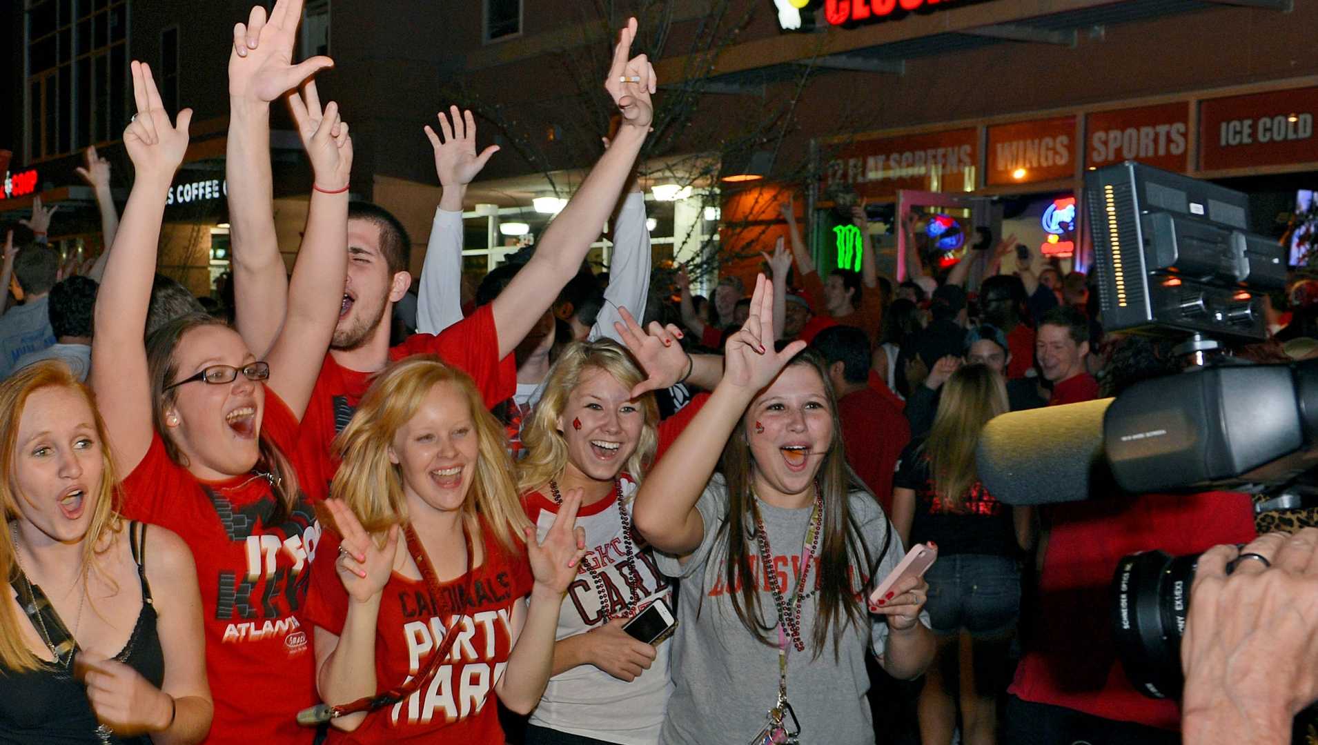 Louisville Cardinals Basketball Game Victory Celebration