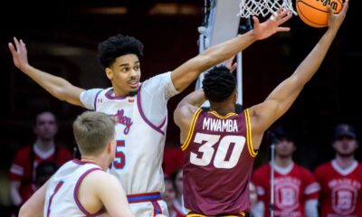 Loyola Chicago Basketball Team Nit Game