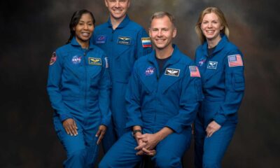 Nasa Crew 9 Astronauts In Spacecraft