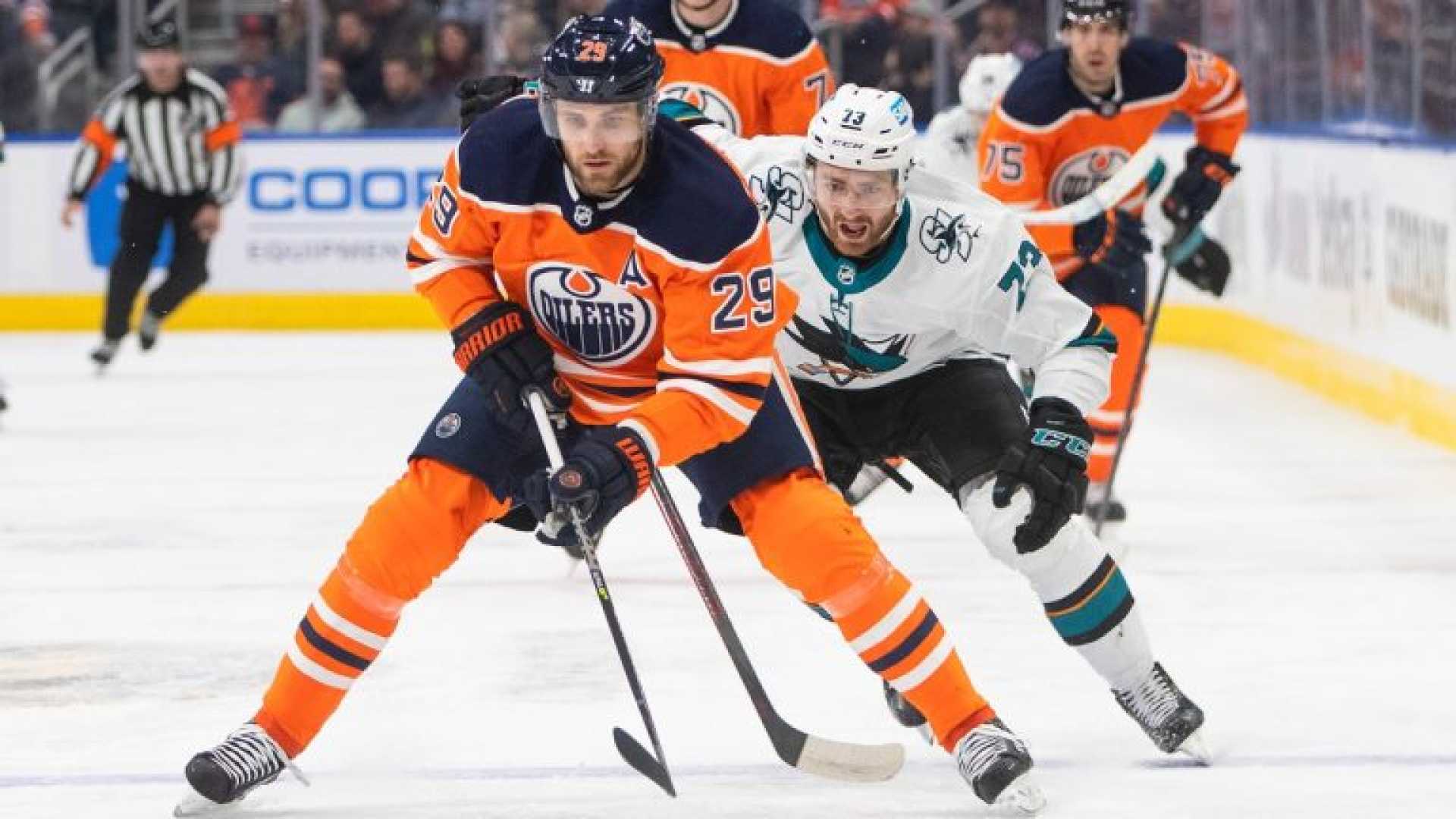 Oilers Draisaitl Hockey Action Game