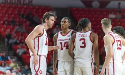 Oklahoma Sooners Basketball Team Celebrating