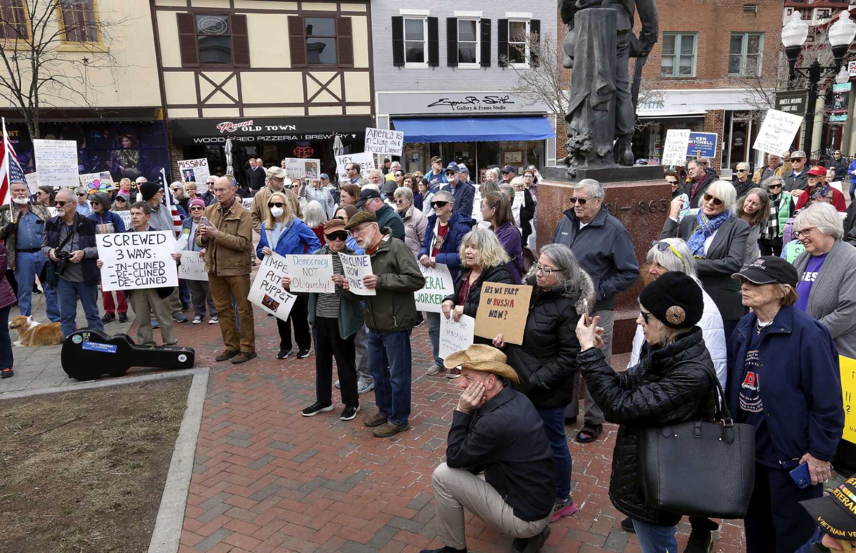 Protesters Demanding Town Hall Meeting Usa